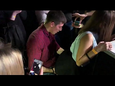 ❤️ Орыс түнгі клубындағы шынайы секс. Түнгі клубта анус пен қынапта 18 жасар орыс қызы ебілді ❤ Суперпорно бойынша порно kk.filmepornonline.ru